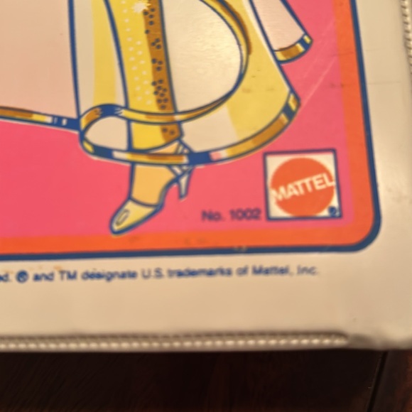 Golden Dream Barbie Doll Case 1980 - Picture 5 of 12